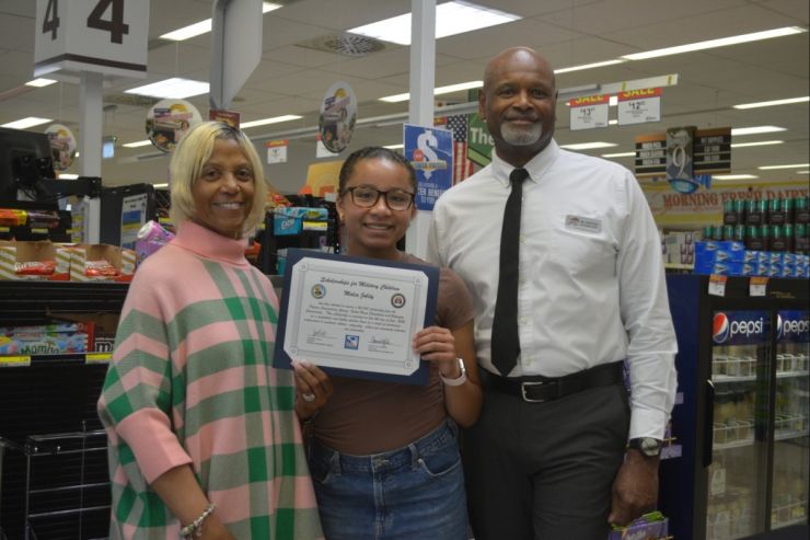Hohenfels high school graduate chooses path toward teaching, earns scholarship