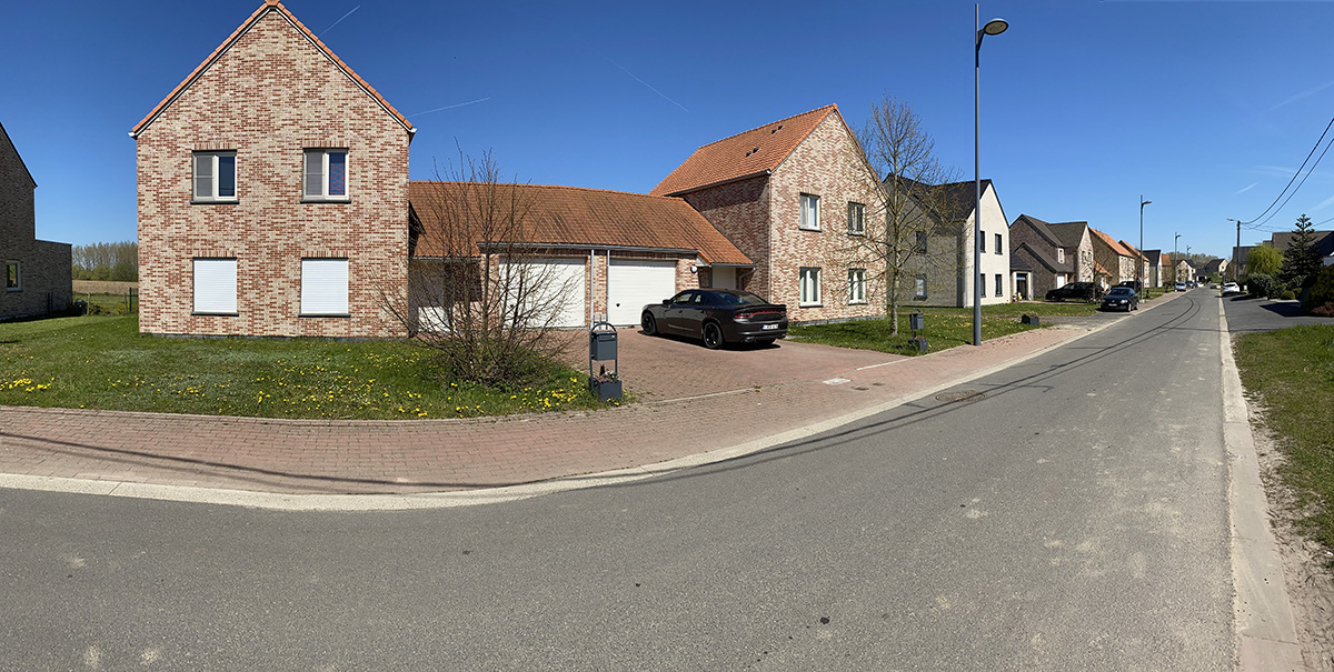 A photograph of houses 