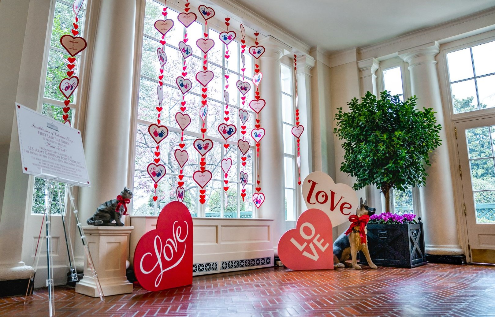 CYS Hearts and Crafts at the WH wb cr.jpg