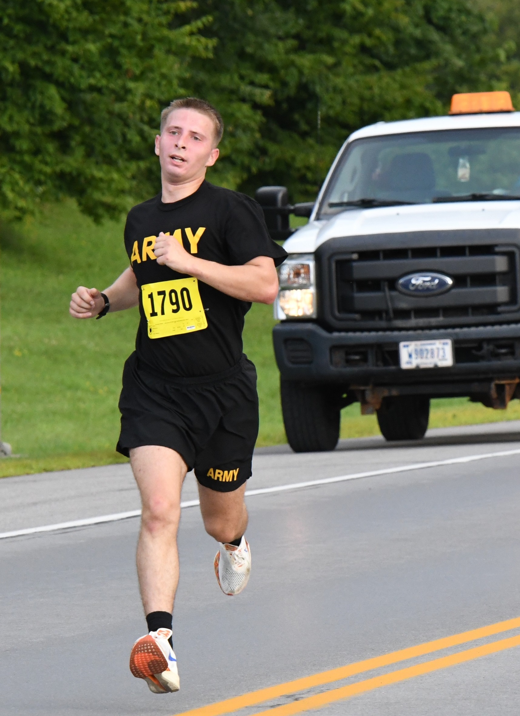 Soldier runs in Army Ten Miler Third Qualifier