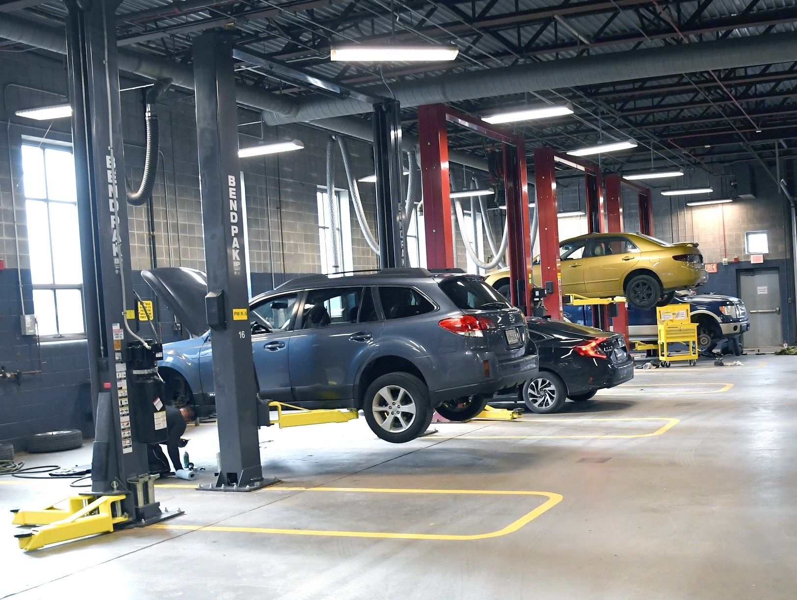 Auto Craft Center cr.jpg
