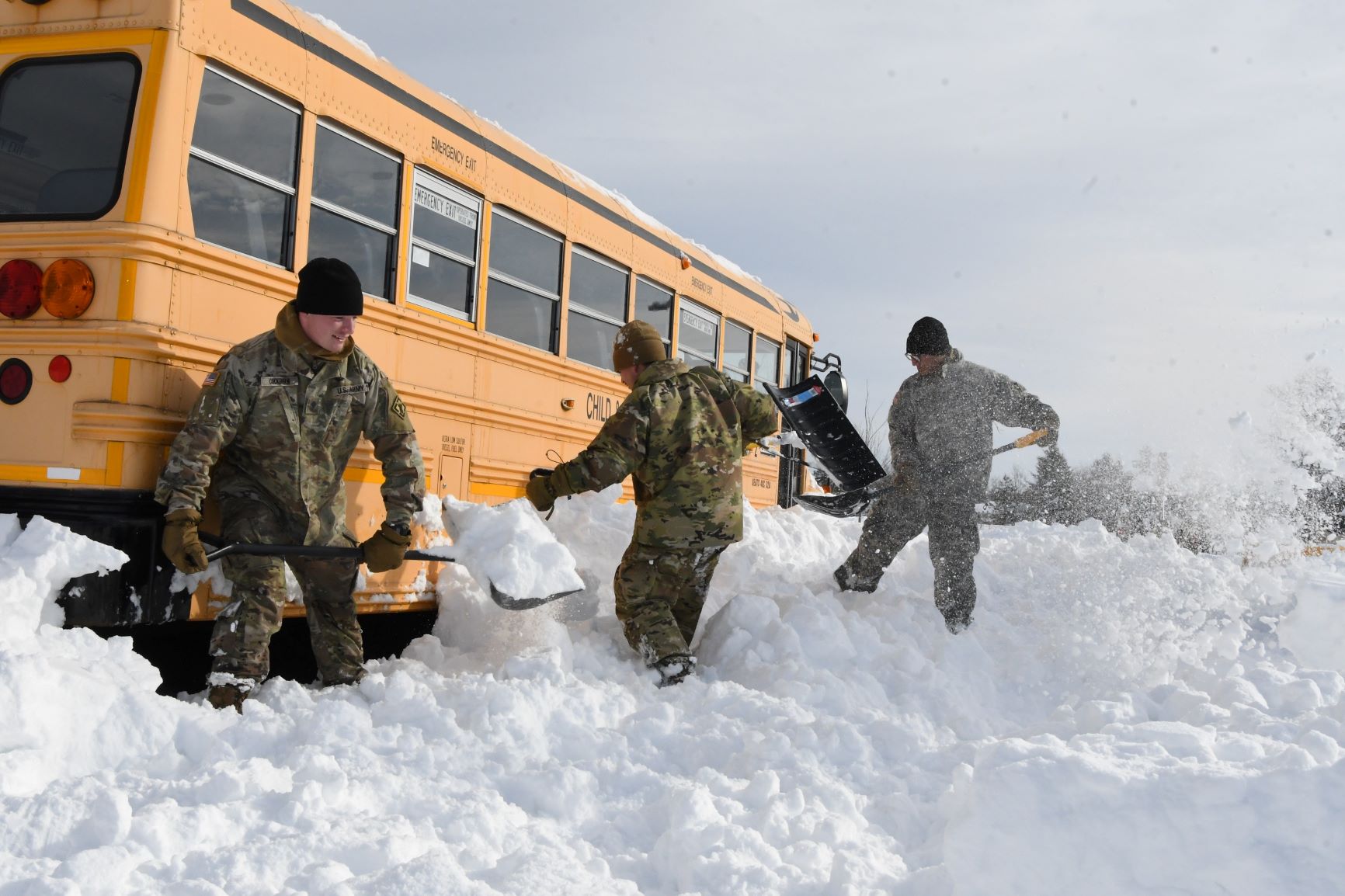 Snow ops 21NOV22 09 wb.JPG