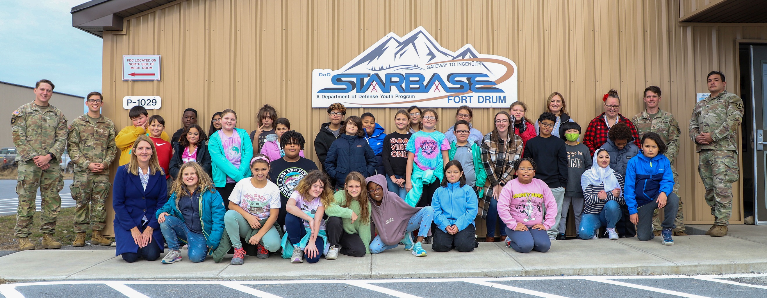 LFS - STARBASE 2 wb.jpg