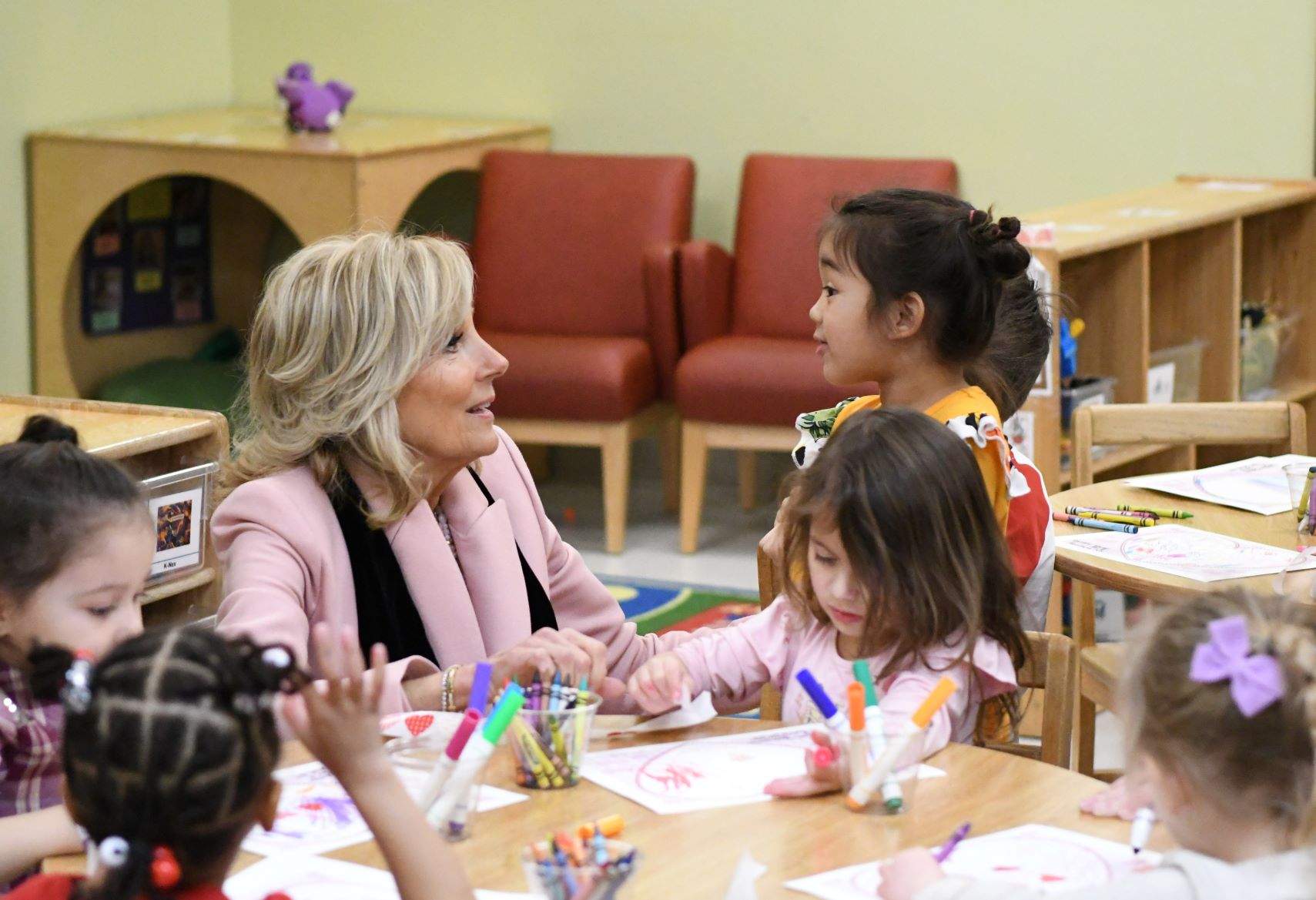 First lady visit to FD 2 wb.JPG