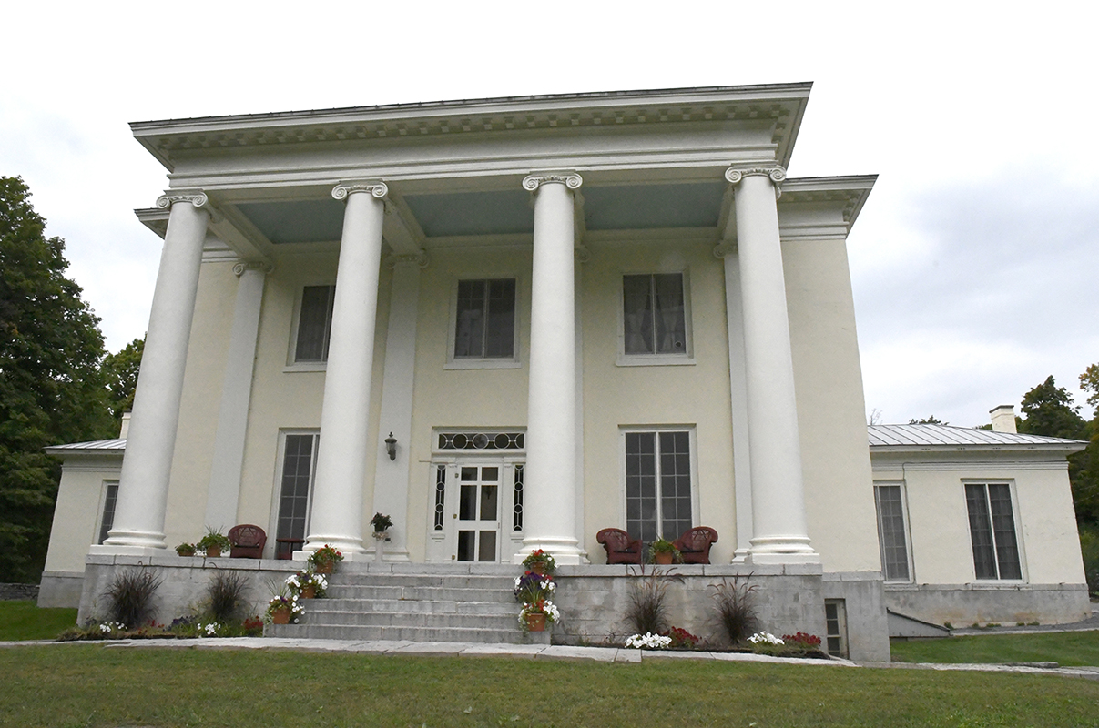 LeRay Mansion - sm.jpg
