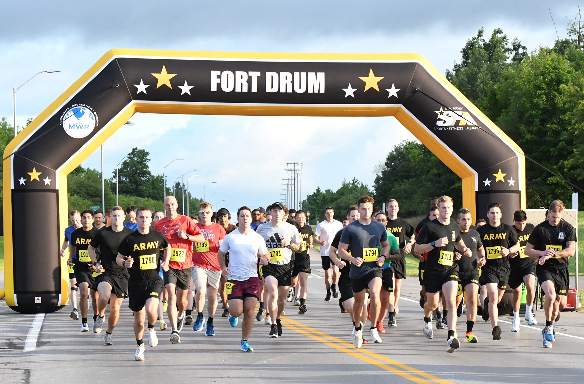 Army Ten Miler Qualifier cr wb.jpg