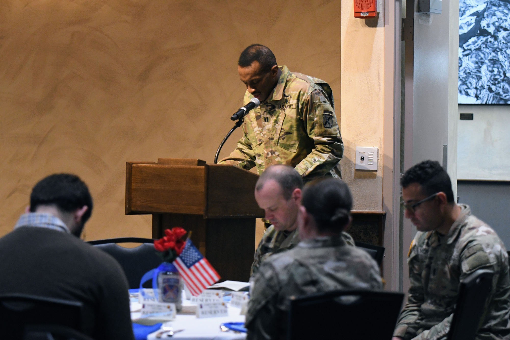 FD Prayer Luncheon_04_resized.jpg