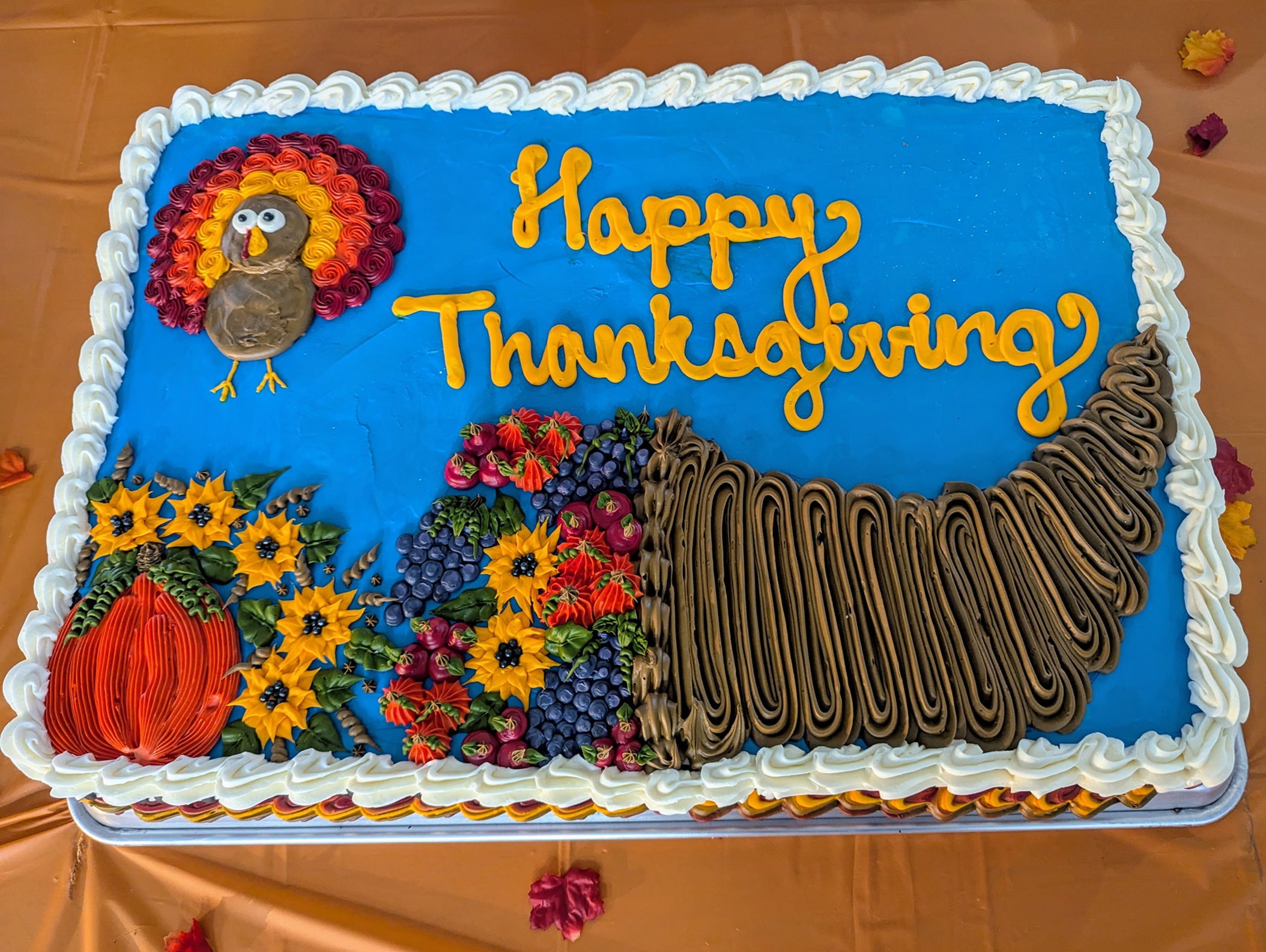 Thanksgiving-themed cake.