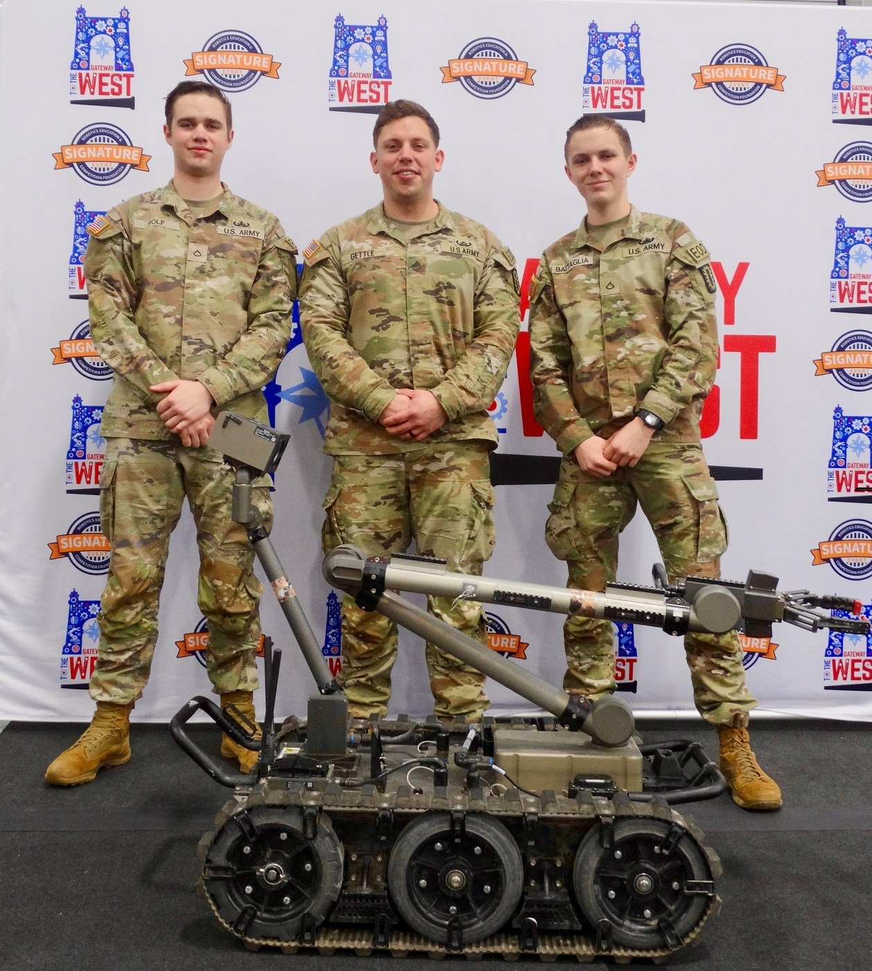 Wheeling Robotics Competition 2 wb.jpg