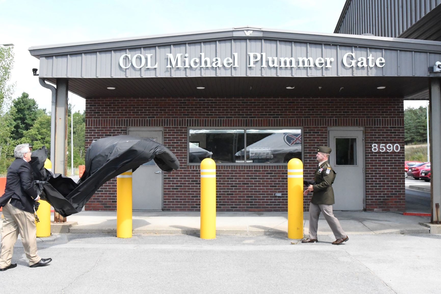 Plummer Gate memorialization 1 wb.jpg
