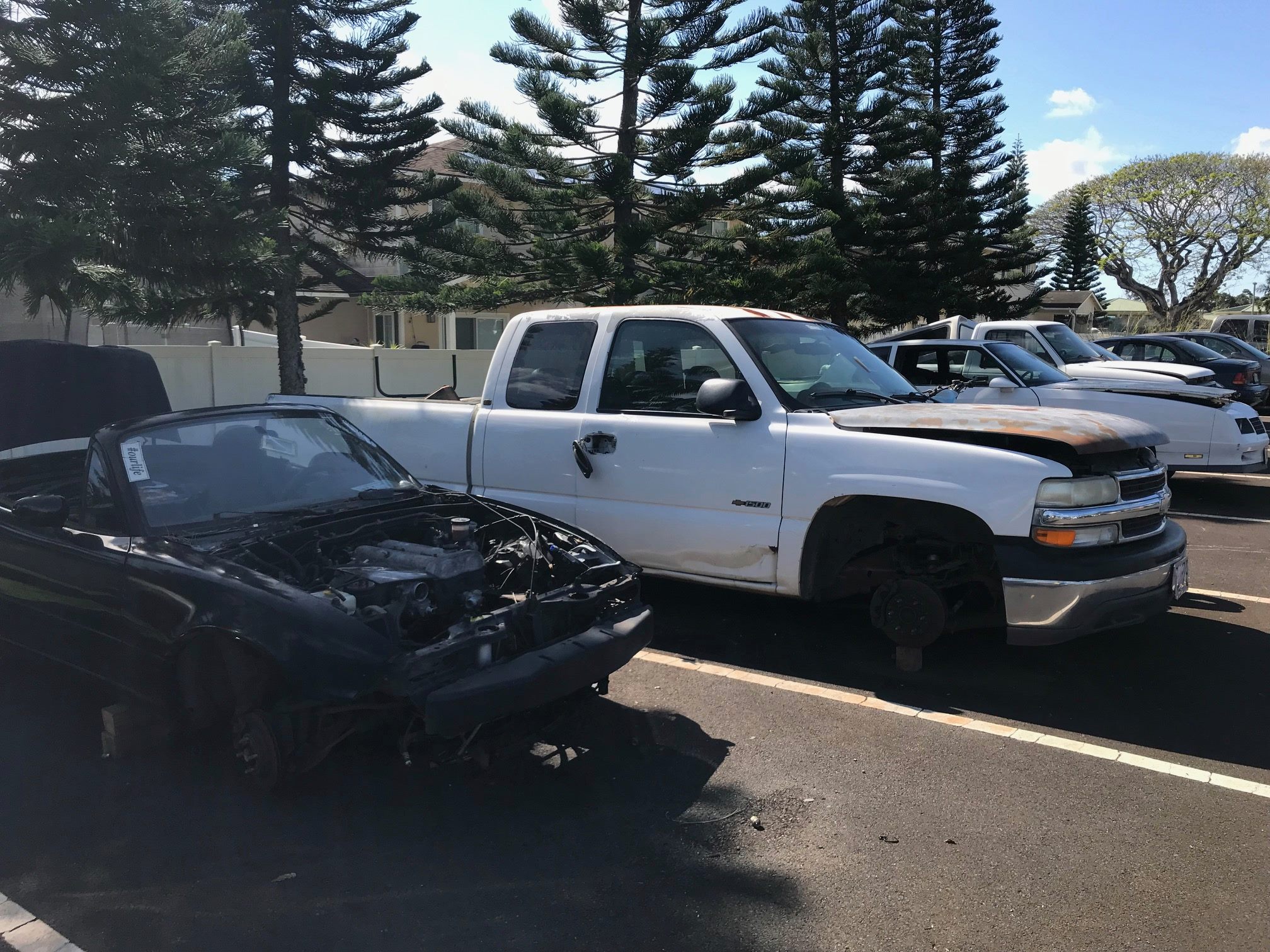 Stock_AbandonedVehicles.jpg