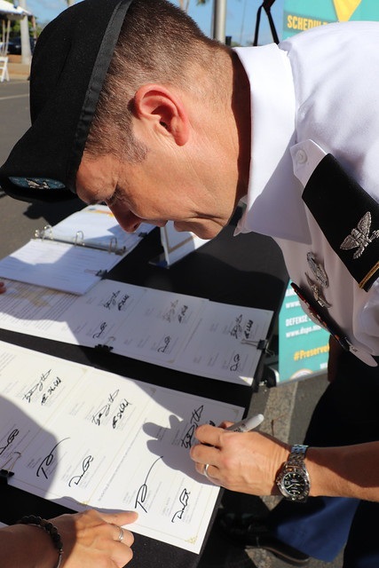 20190910_ColBarrettSigns.jpg