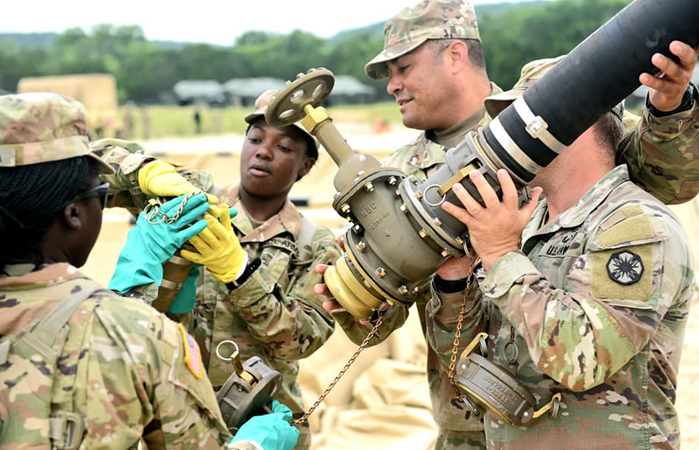 STRONG SERGEANTS, STRONG SOLDIERS!