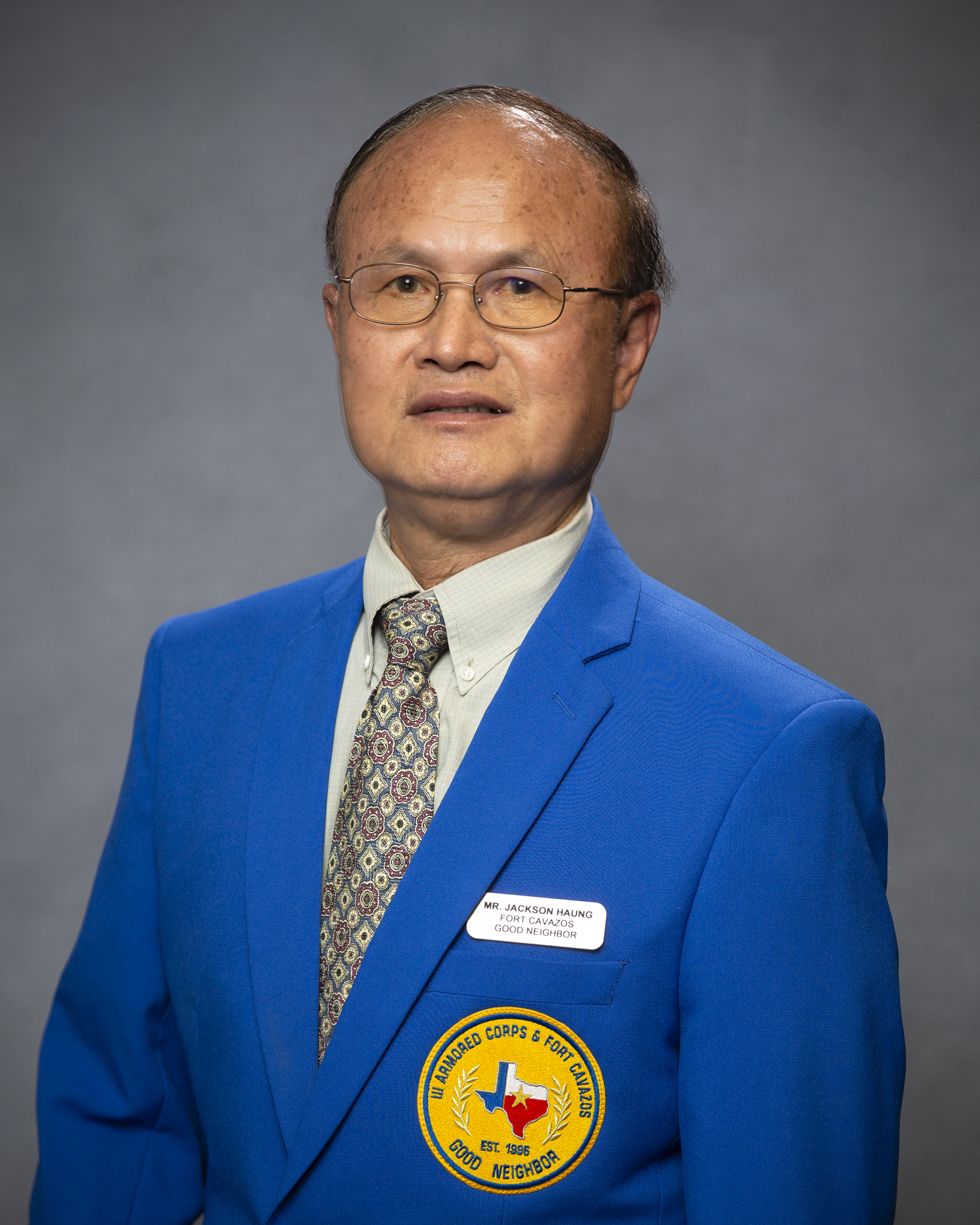 HAUNG.jpg