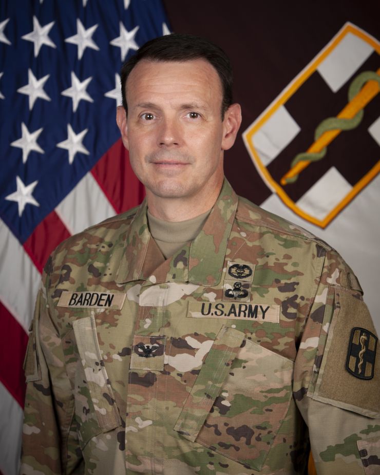 COL_WERNER_BARDEN_1st_MED_BDE_CDR.jpg