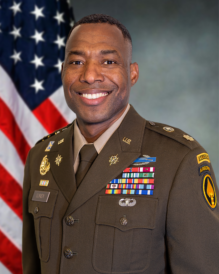 MAJ_Lundy_Laurent_Photo 1.png