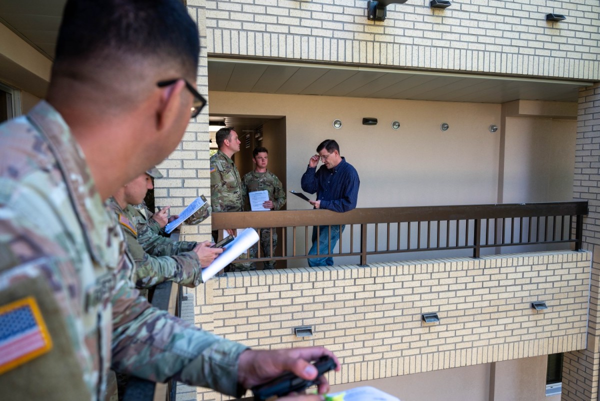 Managing the Regular Army's Infrastructure