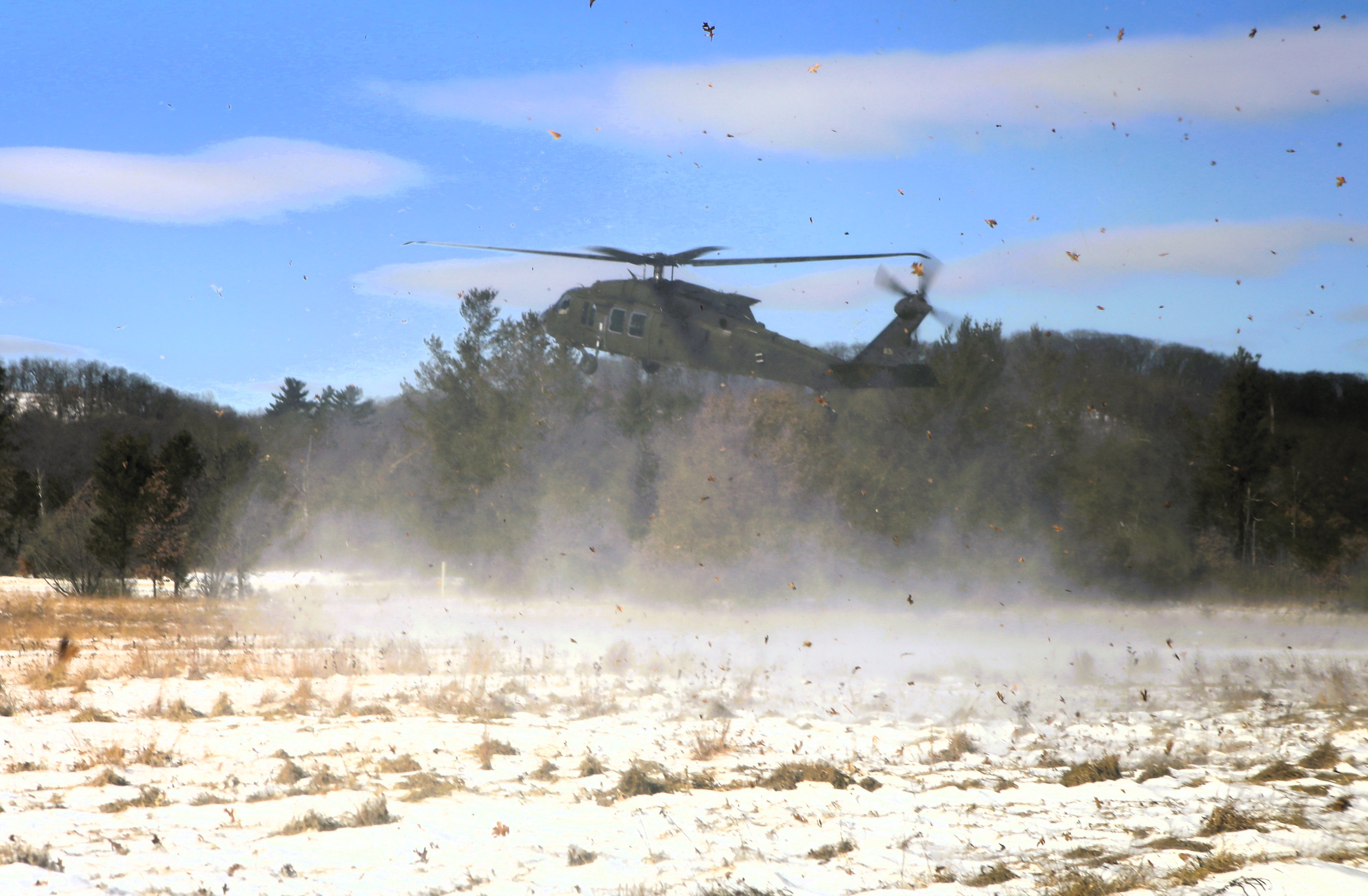 Wisconsin National Guard’s 1st Battalion, 120th Field Artillery holds winter sling-load training at Fort McCoy