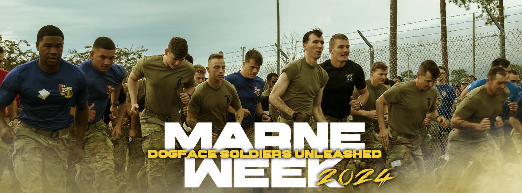 Soldiers competing in running event