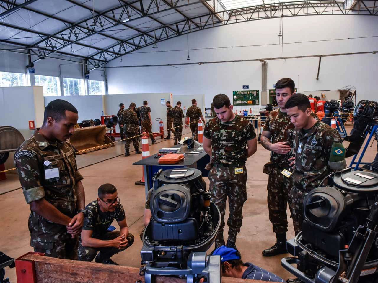 A practical portion of in the Outboard Motor Maintenance and Operation Course